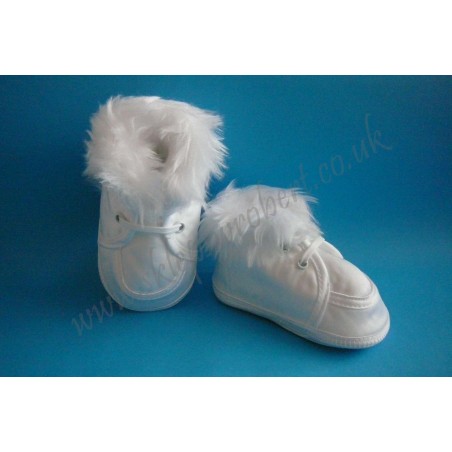 Atłasowe buciki wiązane zimowe 015